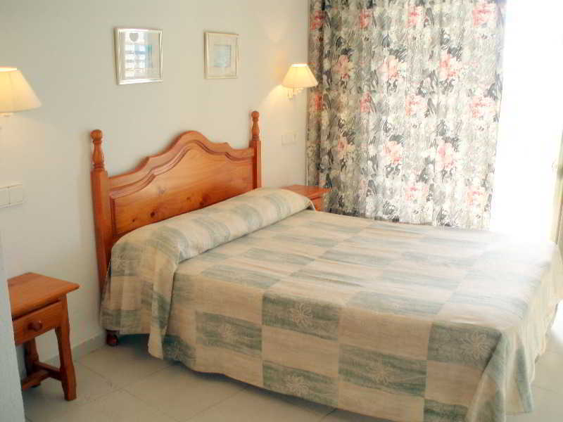 Apartbeach Royal Apartments ซาลอว์ ภายนอก รูปภาพ