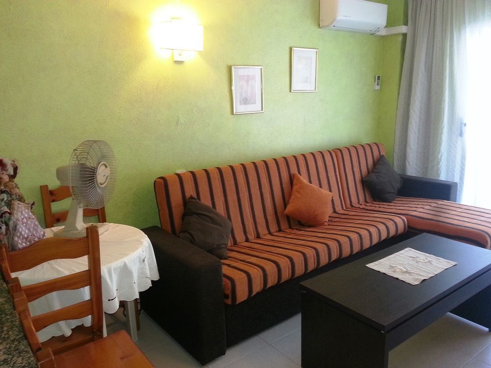 Apartbeach Royal Apartments ซาลอว์ ภายนอก รูปภาพ