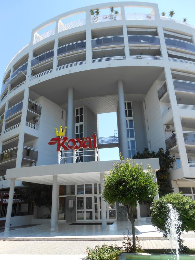 Apartbeach Royal Apartments ซาลอว์ ภายนอก รูปภาพ