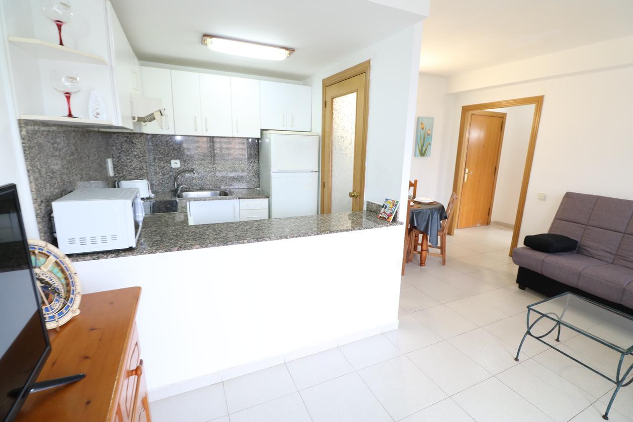Apartbeach Royal Apartments ซาลอว์ ภายนอก รูปภาพ