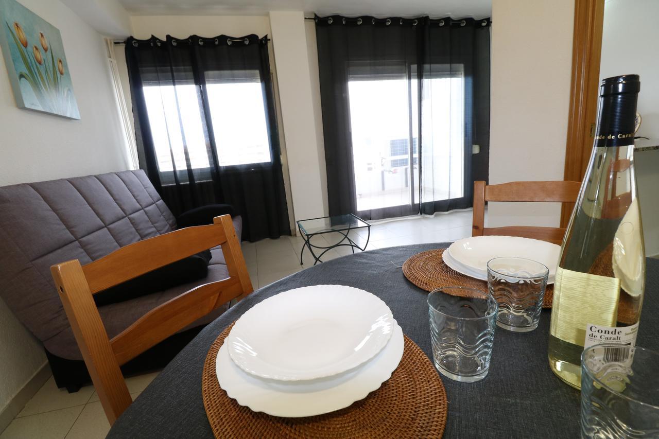 Apartbeach Royal Apartments ซาลอว์ ภายนอก รูปภาพ
