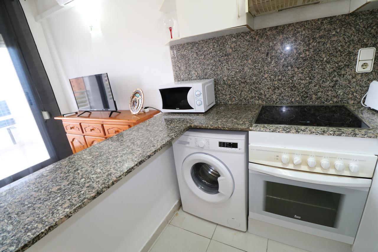 Apartbeach Royal Apartments ซาลอว์ ภายนอก รูปภาพ