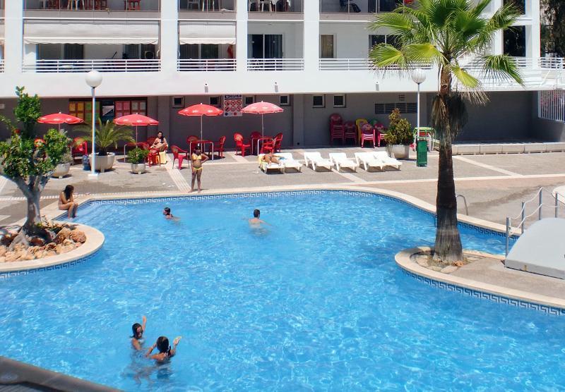 Apartbeach Royal Apartments ซาลอว์ ภายนอก รูปภาพ